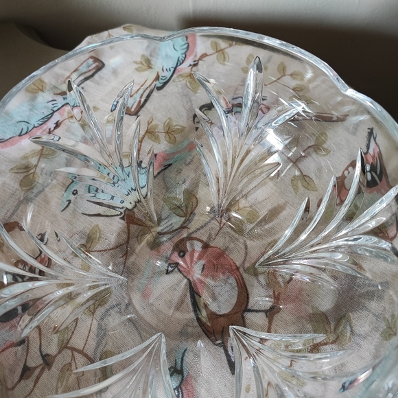 Miller Rogaska Round Crystal Fruit Serving Bowl Covington Pattern HEAVY - Picture 3 of 5